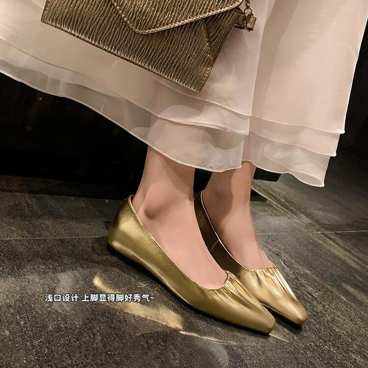 2025 Frühling und Herbst neue kleine quadratische Zehen Mary Janes flacher Ausschnitt Einzelne Schuhe Damen dicker Absatz weiche und bequeme Damenschuhe