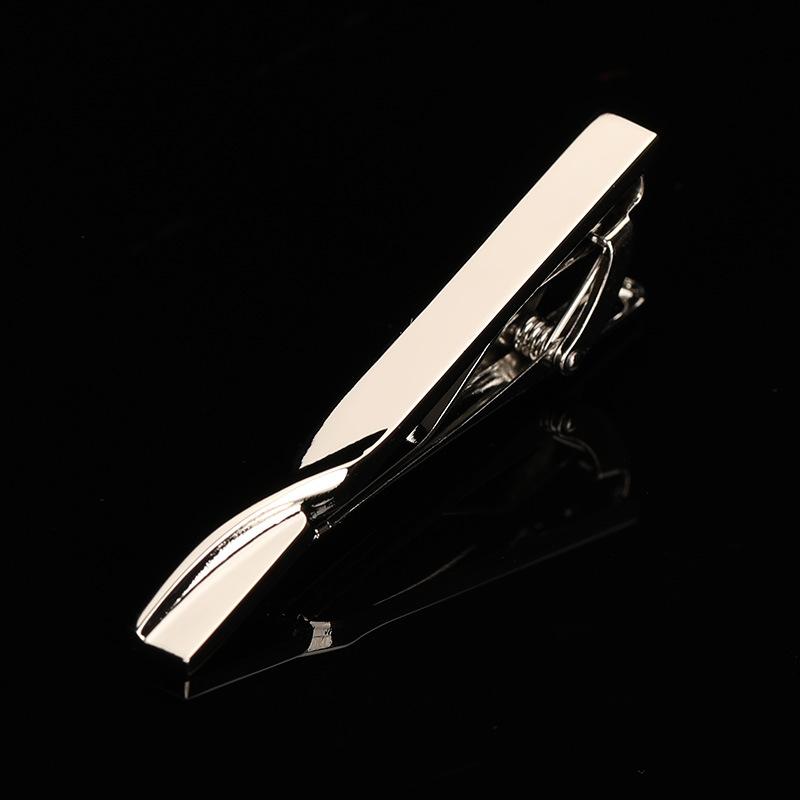 Neue Krawattennadel Herren High-End Clip Silber Einfach Anzug Business Hochzeit Krawattennadel Verdrehtes Gesicht Anstecknadel