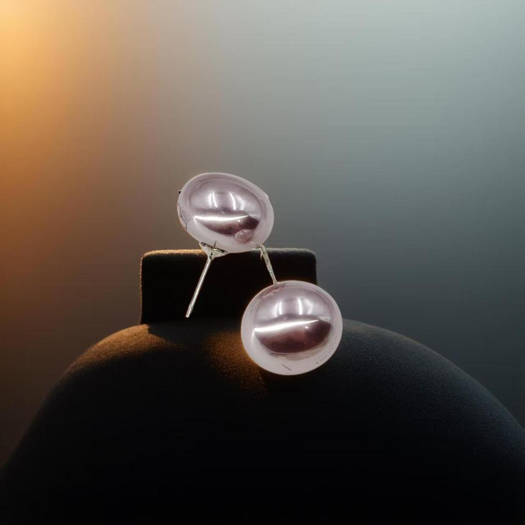 Elegant French Luxury Pearl Stud Earrings for Women - Stylish, Versatile & Sophisticated