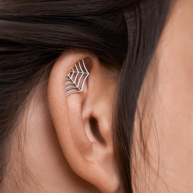 Cobweb Earrings for Men and Women Personality Halloween Horror Earrings Gothic Ring Cobweb Earring Jewelry