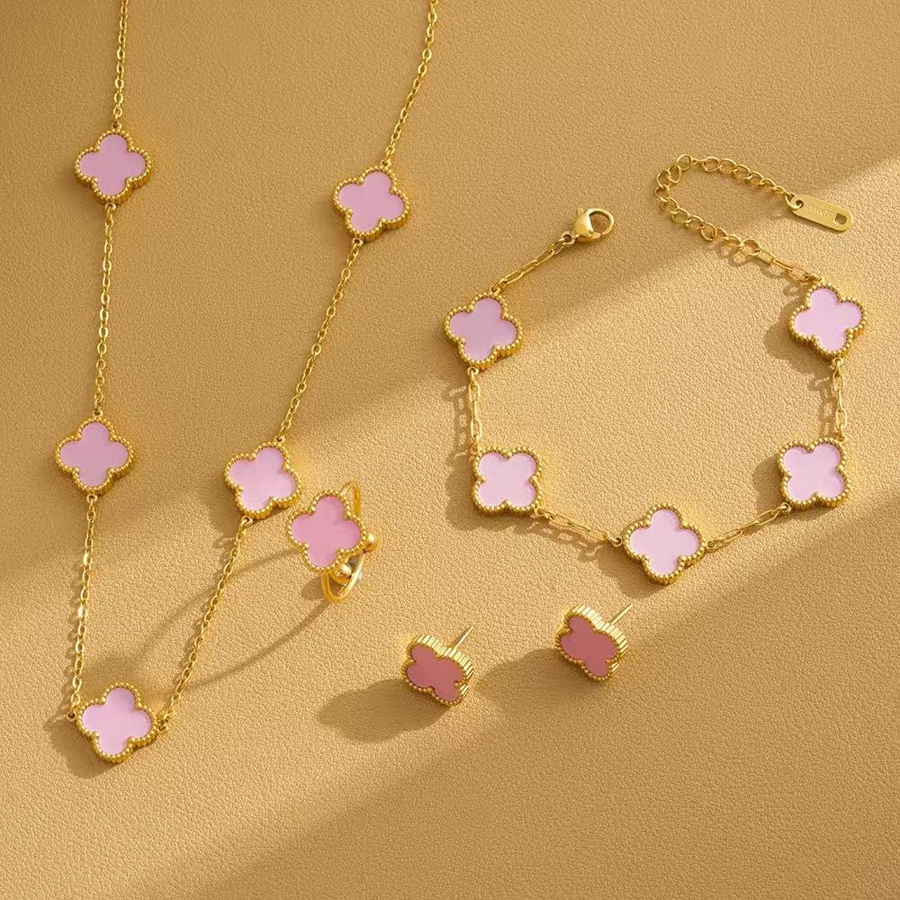 

4 шт. Набор из 4 ожерелий из нержавеющей стали с клевером и покрытием из 18-каратного золота 4PCS розовый