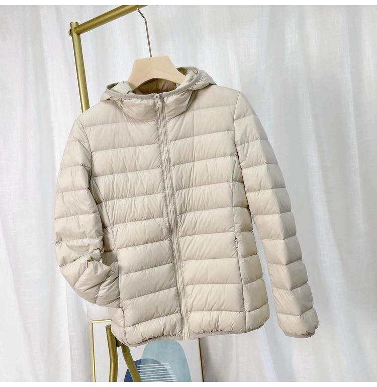 FASHION 2025 Light Down Jacket Women's Hooded Short Portable High Quality 90 White Duck Down Versatile Down Jacket Trendy Clothes