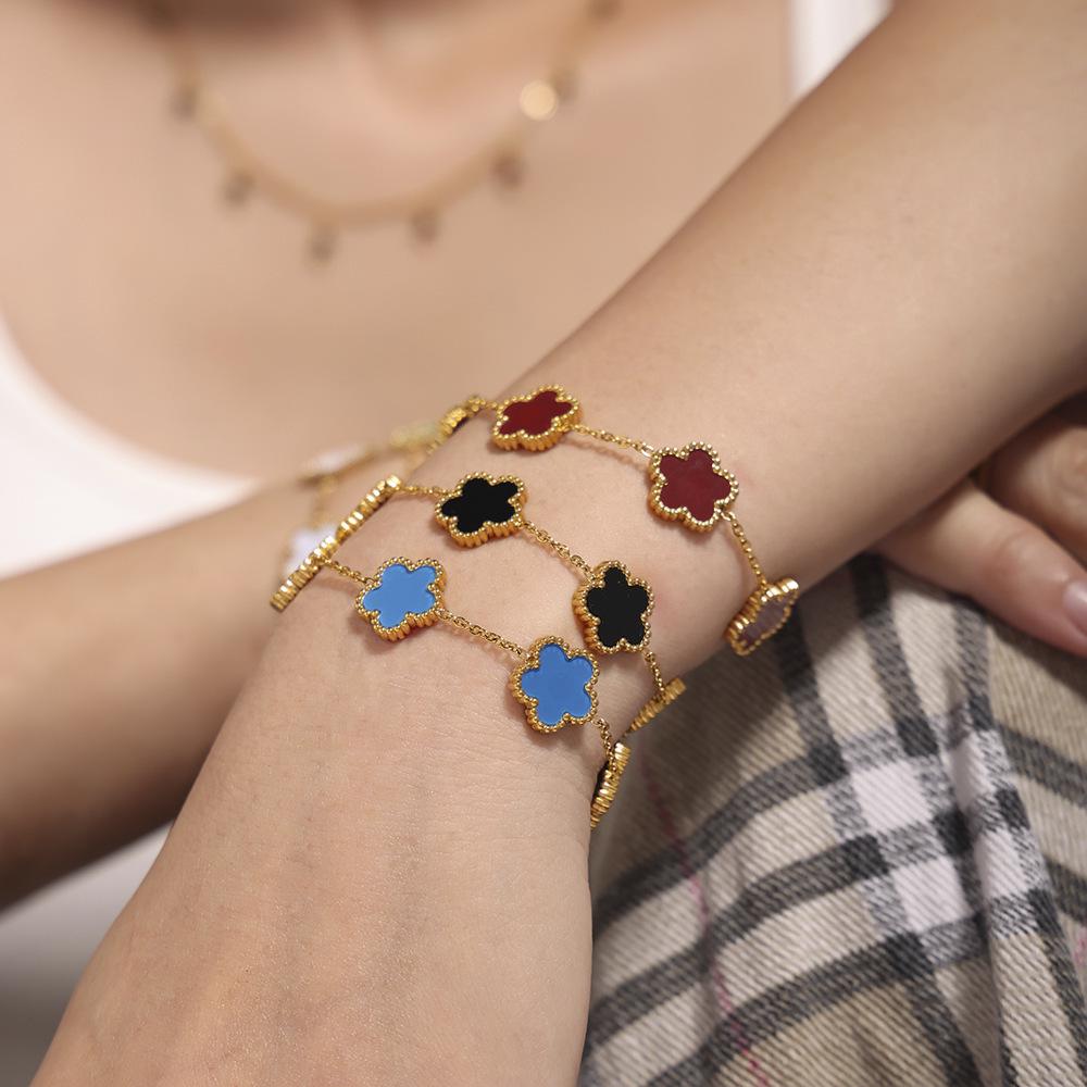 Qiongyao Multi-Color Agate Five-Petal Flower Stainless Steel Bracelet – Light Luxury, Best Friend Gift, In Stock.