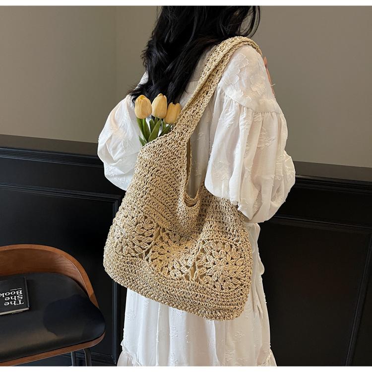 Large Capacity Woven Bag Women's Summer 2025 New Shoulder Straw Bag Seaside Vacation Beach Bag