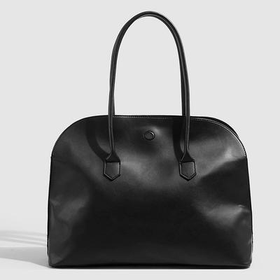 2025 New Commuter Tote High Sense Black Single-Shoulder Bag Large Capacity Fashion Portable Underarm Bag Female Fashion