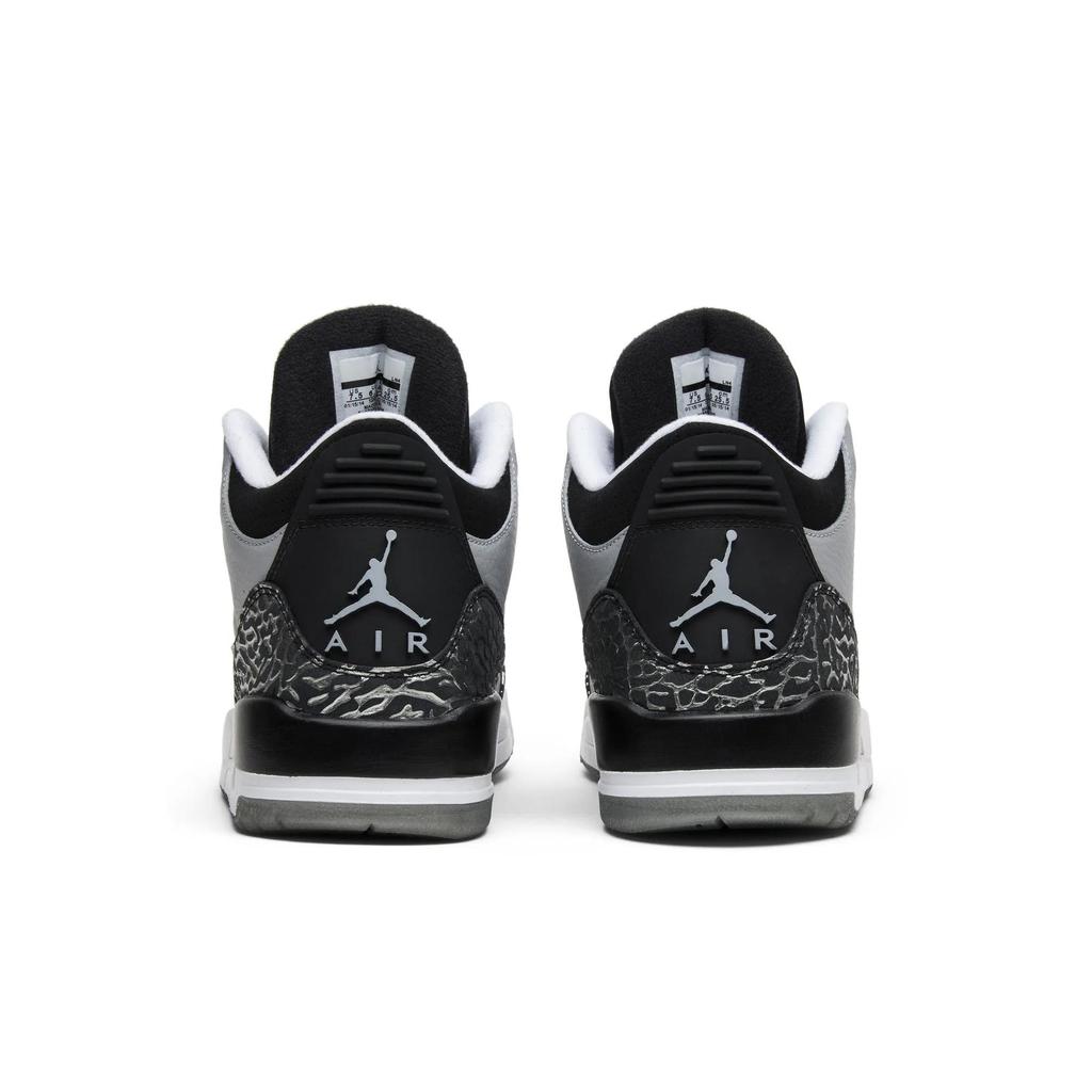 Air Jordan 3 Retro 'Wolf Grey' (Unisex) Wolf Grey / Metallic Silver / Black / White Vintage Basketball Shoes 136064 004
