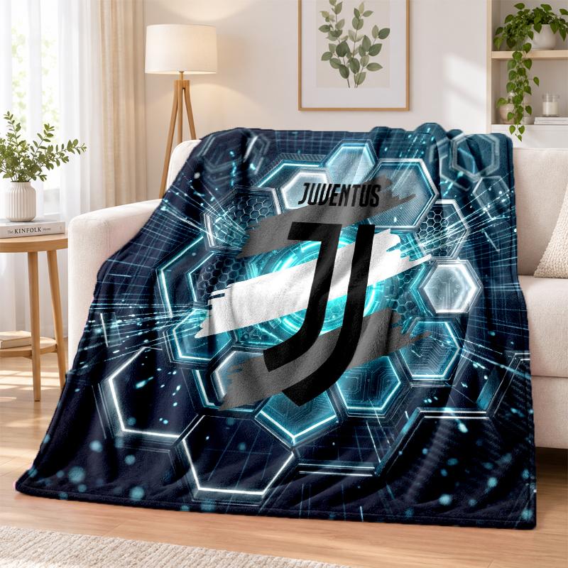 Juventus FC Printed Flannel Blanket Warm Comfort Bed Throw For Indoor Home Decoration