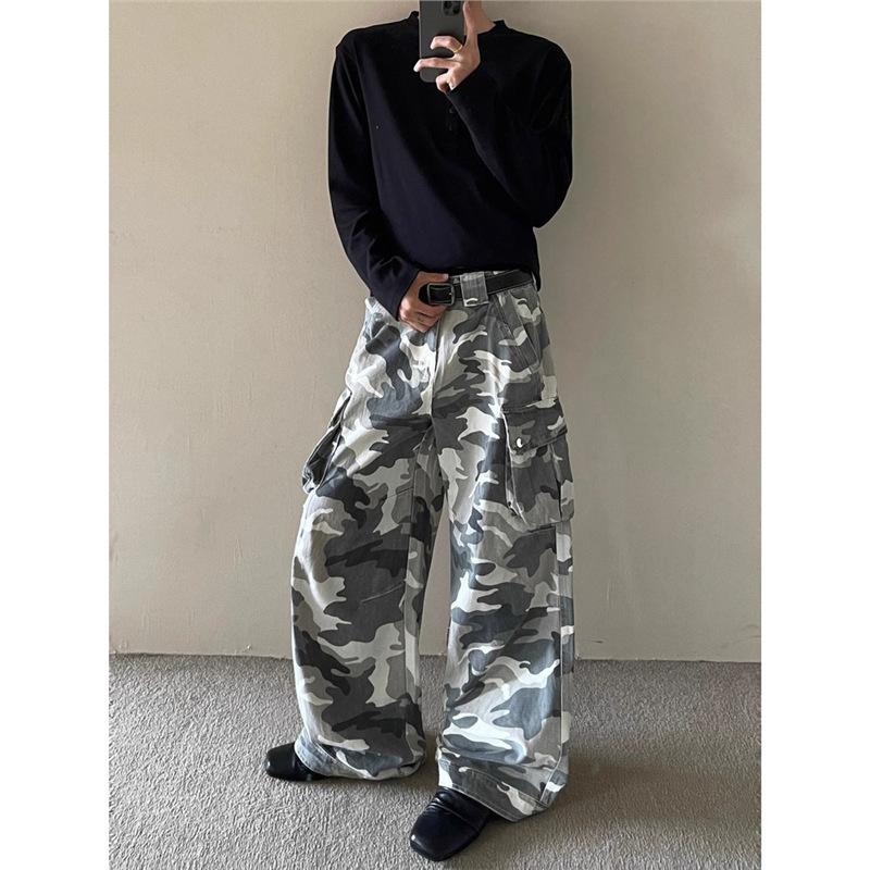American Heavy Splicing Camouflage Tooling Jeans Men and Women Couples Big Pockets Loose Scimitar Wide Legs Straight Trousers