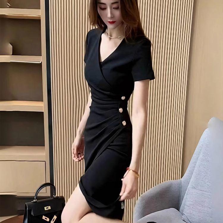 

French Hepburn Style Black Summer Dress - Irregular, Waist-Cinching, Hip-Hugging Design M (80-95 lbs) чёрный