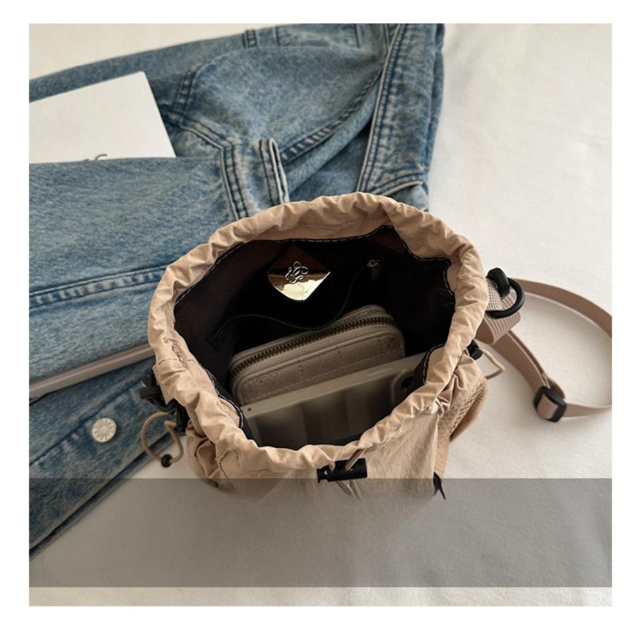 Waterproof Nylon Drawstring Bucket Bag for Women 2026 Trendy Minimalist Shoulder Crossbody Purse