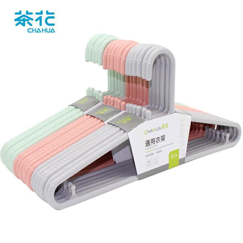 Chahua Plastic Clothes Hangers (6-Pack)