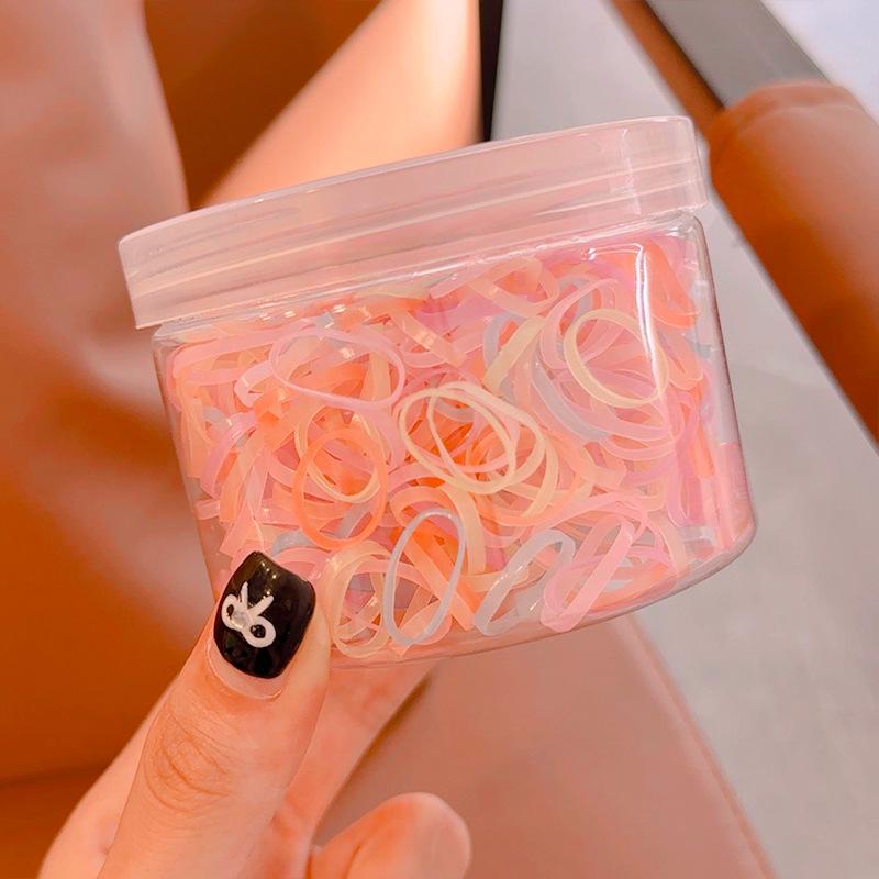 Jarred Rubber Hair Bands: No-Damage, Strong, and Unbreakable Hair Ties
