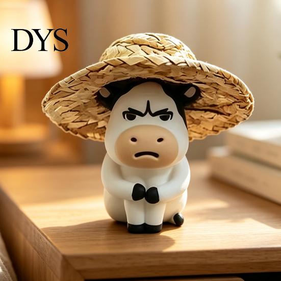 Durable Pvc Car Decor Cute Straw Hat Cow Ornament, Creative Desktop Figurine Anti Slip Console with Hat, Cartoon Dashboard Decor, Interior Decoration