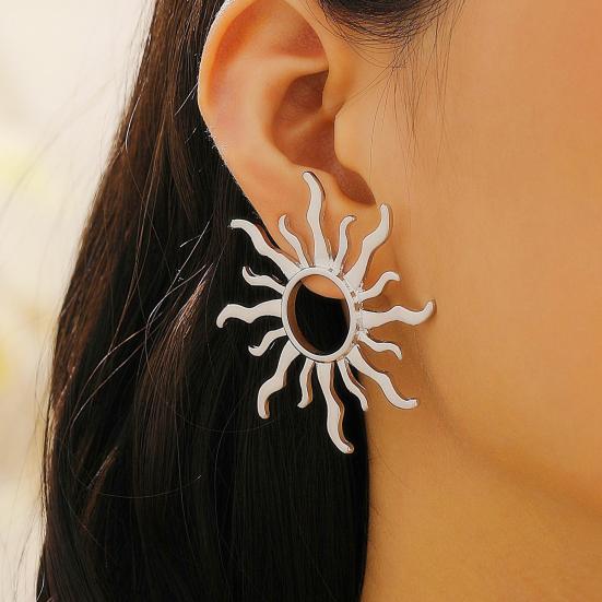 1 Pair Exaggerated Stud Earrings for Women, Sunflower Shape Zinc Alloy Ear Studs, Retro Style Lightweight Earrings for Jewelry