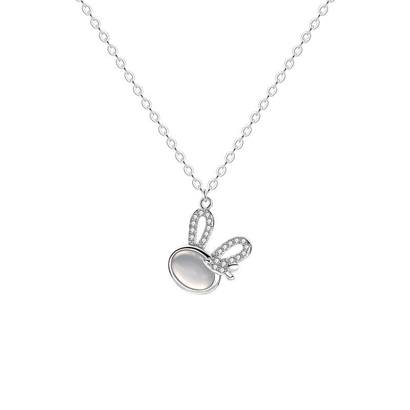 

Ожерелье из белого нефрита с изображением кролика-моркови, цепочка на шею для женщин, легкая, роскошная, универсальная, модная