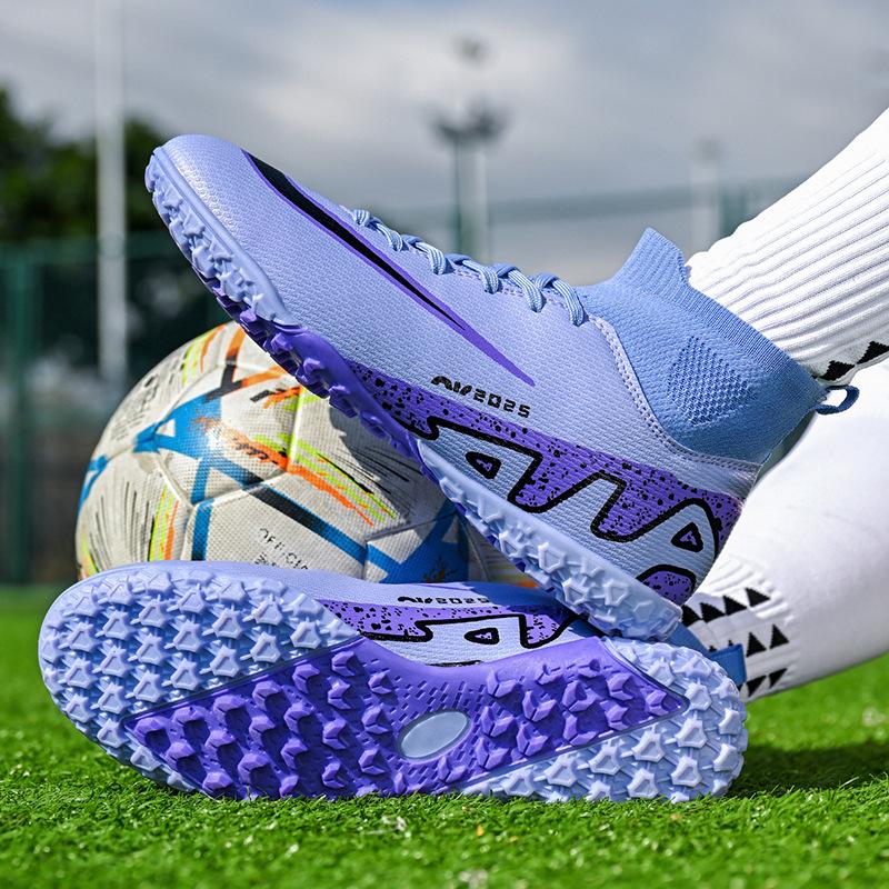 Ronaldo Assassin's New High-top Football Shoes Men's Broken Nails Children's Boys and Girls Adult Velvet Warm Training Shoes