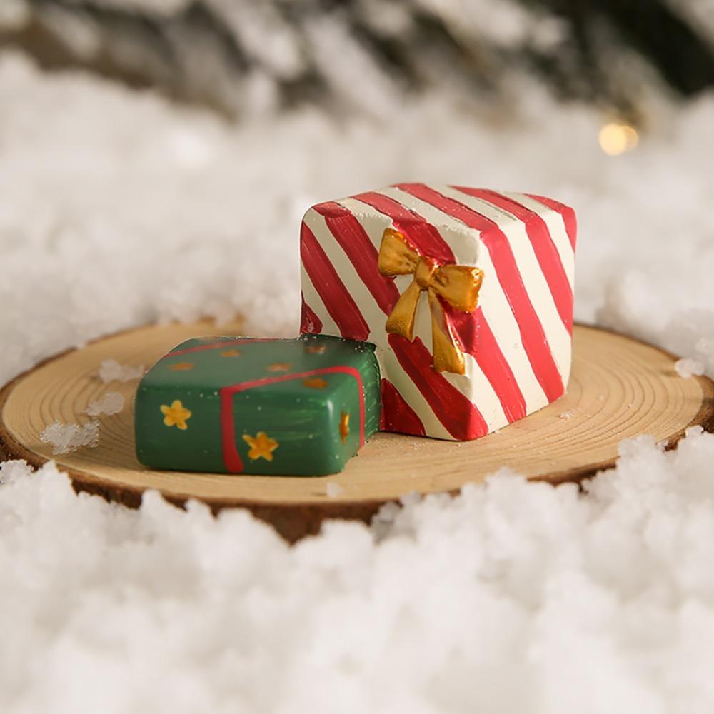 Creative Style Christmas Gift Box Figurine Resin Decorative Christmas Statue Christmas Decor