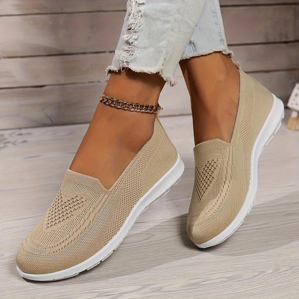 Women's Solid Color Knitted Sneakers, Soft Sole Lightweight Slip On Walking Shoes, Low-top Breathable Daily Footwear Plus Size