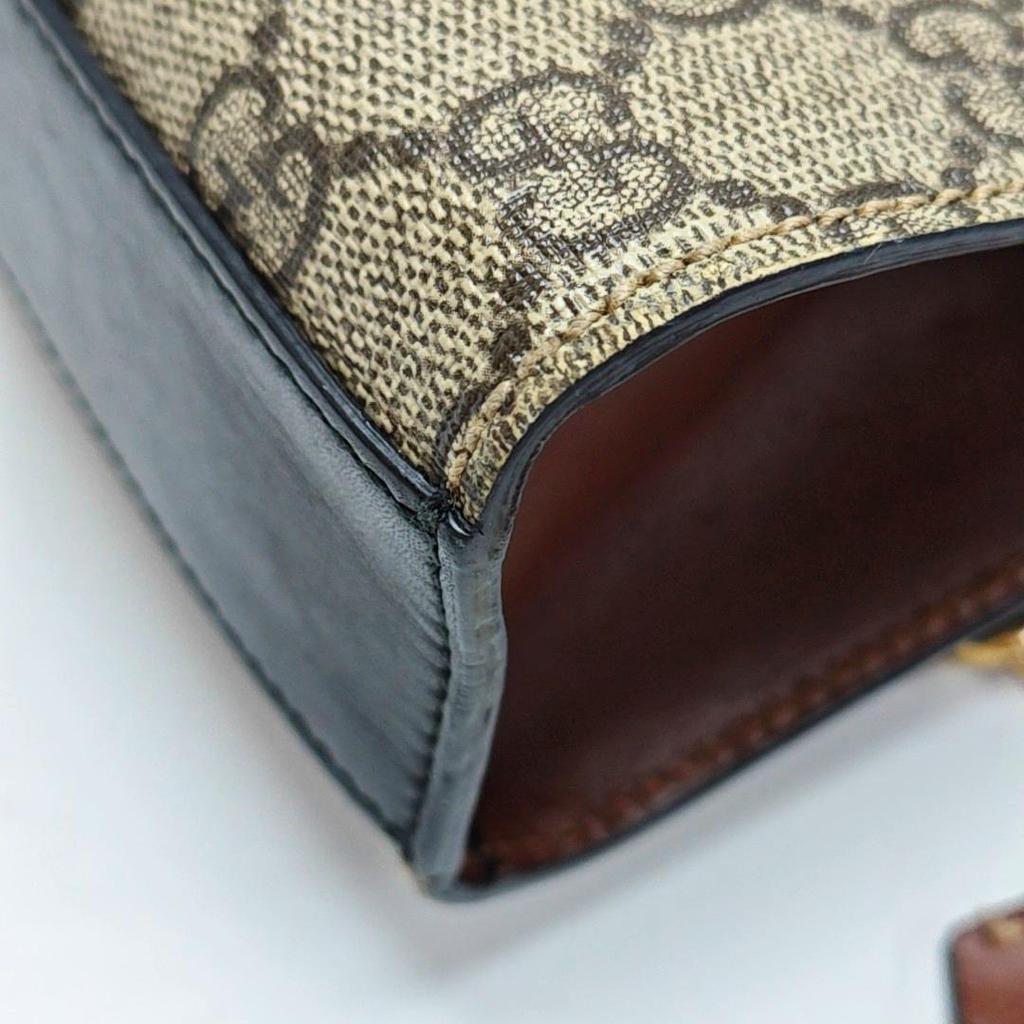 [Pre-Owned] Padlock Chain Crossbody Bag - Very Good #1EKZ1T4