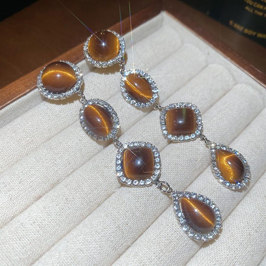 Vintage Ethnic Silver Needle Diamond Inlaid Round Flower Acrylic Resin Stud Earrings for Women