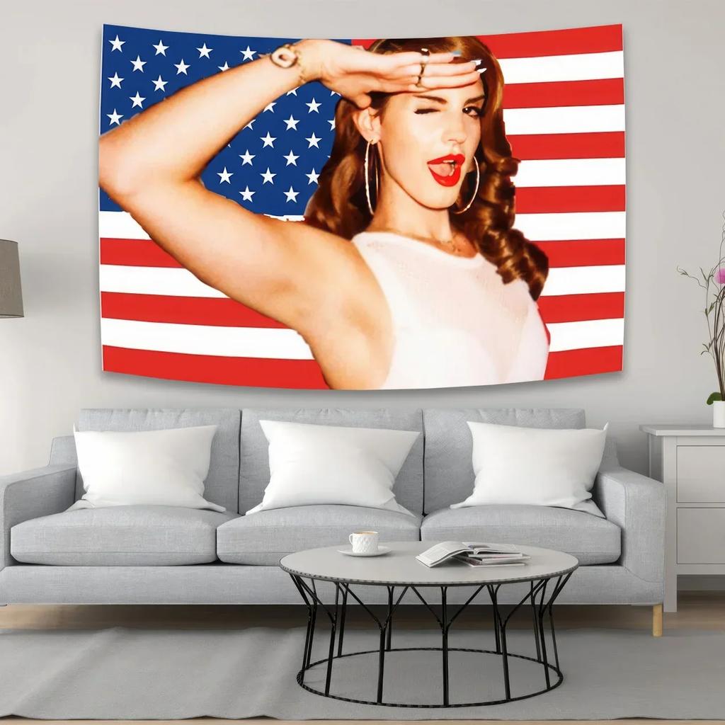 VIKAMA Banner Tappezzeria in Poliestere Lana Del Rey Decorazione Murale Pop Star Americana per Esterno Interno da Appendere per Casa Stanza del Dormitorio