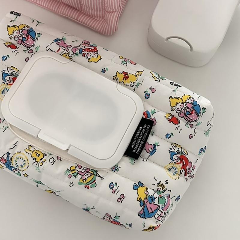 Wipes Case Quilted Baby Wipes Dispenser Dustproof Wipe Holder Printed Pattern Wipes Box Baby Wipe Case Keep Wipe Wet