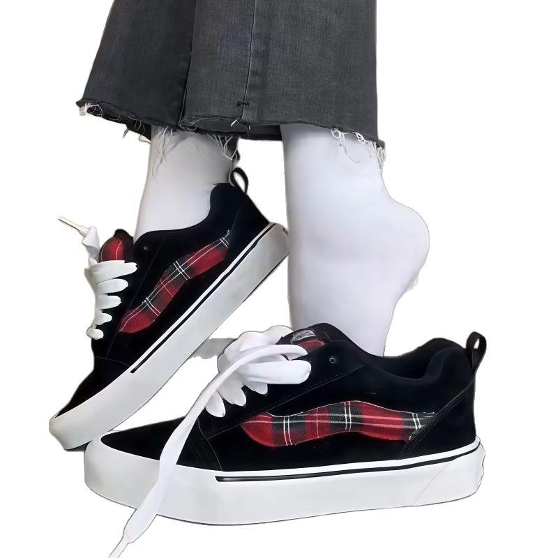 Light Luxury Versatile Hong Kong Style Street Thick Shoe Tongue Couple Men and Women 2025 New High Street Trendy Men's Platform Casual Bread Shoes