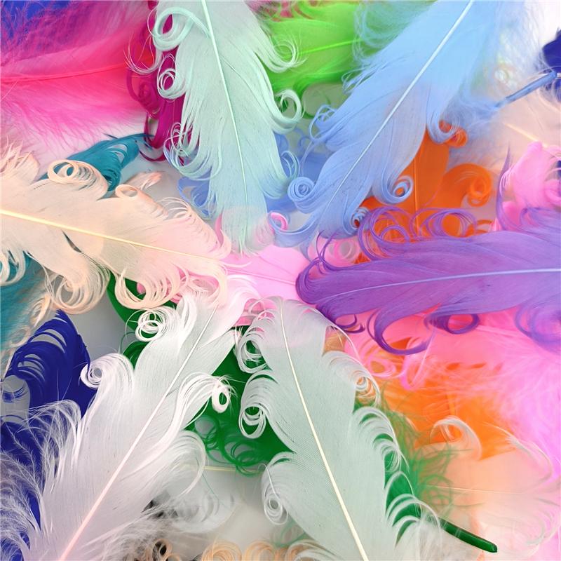 20Pcs Colored Spiral Goose Feathers for Crafts 12-18cm Dream Catcher Feather Artificial Decoration DIY Wedding Party Accessories