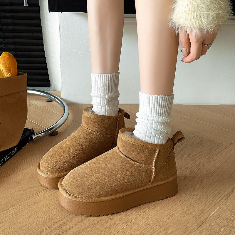 Inner heightening thick-soled snow boots women's 2025 new winter piled thickened waterproof and non-slip short bread cotton shoes