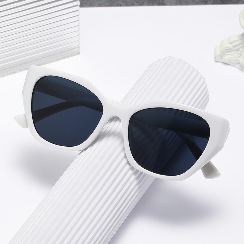 04003 Personalized Square Sunglasses, European And American 2023 New Fashion Plain Street Shot Trendy Sunglasses