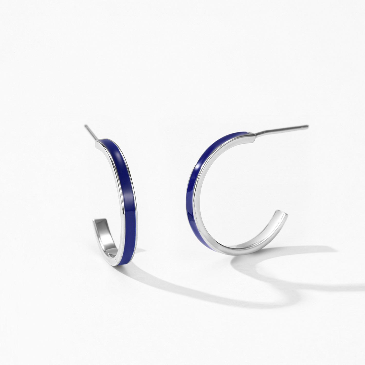 

Элегантный набор из цепочки на ключицу и серег-пуссет из стерлингового серебра 925 пробы с эпоксидной смолой - Универсальная модная бижутерия S925 Silver