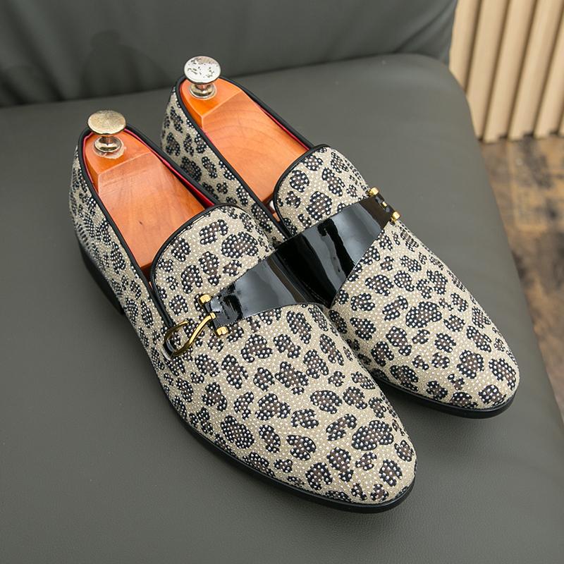 

Дизайнерские мужские туфли-броги из кожи с золотым серебряным леопардовым принтом, повседневные туфли для торжественного свадебного платья, обувь для выпускного вечера, Hombre 38 бежевый