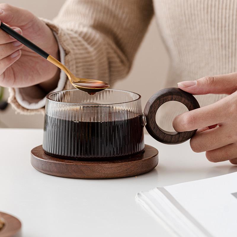 Vertical Glass Coffee Cup and Saucer Set High-grade Exquisite Household Walnut Tea Cup Female Milk Cup with Spoon.