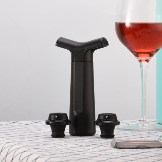 Vacuum Wine Saver Pump with 4 Stoppers Reusable Bottle Sealer Wine Preserver System