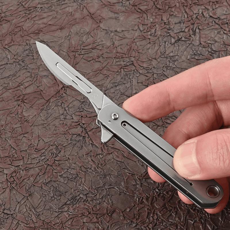 EDC 23 # Stainless Steel Scalpel Pocket Folding Emergency Lockable Key Chain 10 Blades Free for Medical Surgery