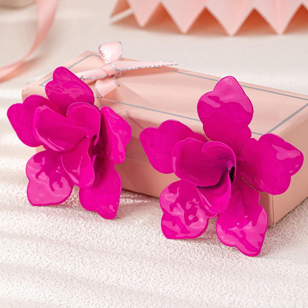 European & American Retro Pink Flower Stud Earrings for Parties