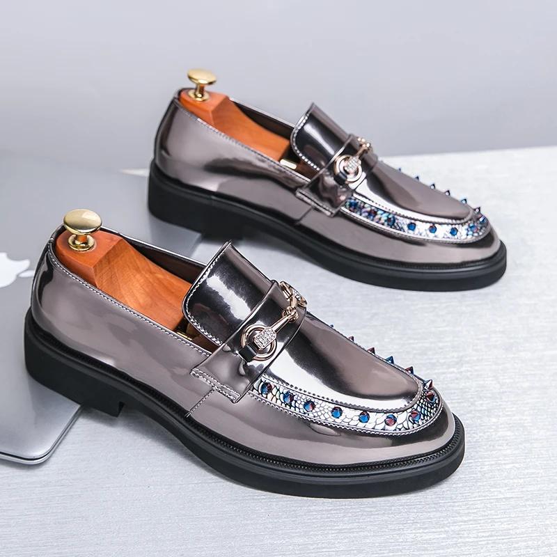 Brand New Men's Glossy Leather Shoes Lightweight Breathable Loafers Fashionable Men's Office Business Shoes Outdoor Casual Shoes