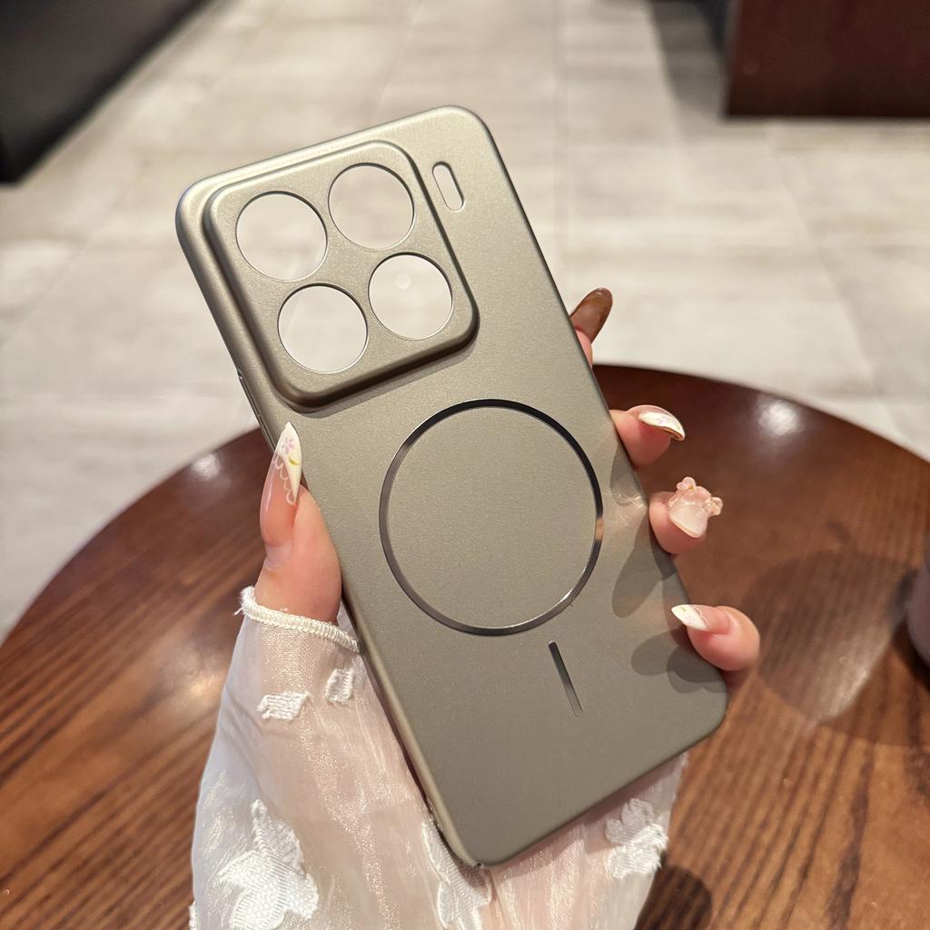 Electroplated Metallic Style UltraThin Slim Shockproof Phone Case for 14 Pro 15 Ultra Wireless Charging Magnetic PC Cover