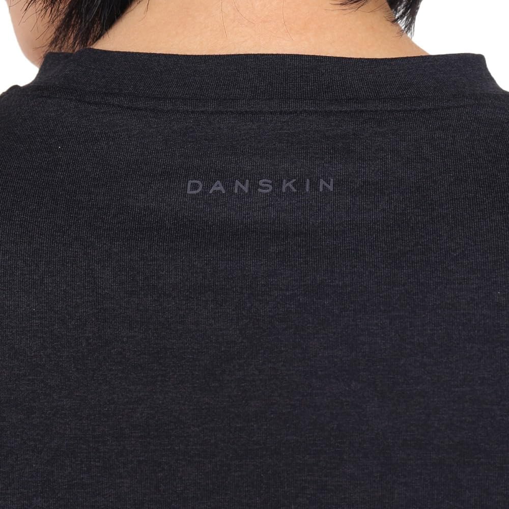 Danskin Short Sleeve Size S UV Protection Women's T-Shirt, Black, (DC524103), Moisture-Wicking, Quick-Drying, Antibacterial, Odor-Resistant,