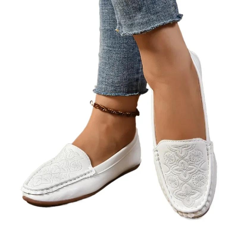 2025 Fashion Women's Shoes Slip on Women's Flats Hot Sale Embroidery Casual Flat Shoes New Plus Size Solid Flat Low Heelszapatos