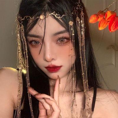 Calamity-Bringing Concubine Liusu Hanfu Costume with Face Veil, Forehead Ornament & Golden Retro Hair Accessories
