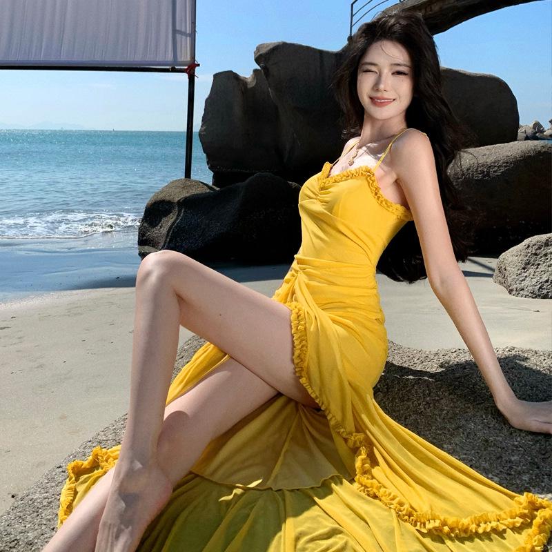 Elegant Slim Fit Irregular Split Beach Dress - Perfect for Vacations, Parties, and Birthdays