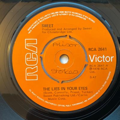 7inch Record SWEET  The Lies In Your Eyes RCA2641 RCA Victor 1976 UK Rock Used