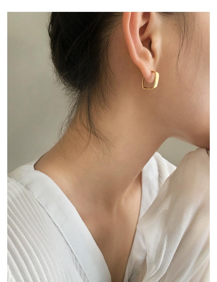 Su Chuang S925 Sterling Silver Geometric Square Stud Earrings for Women - Stylish, Versatile, High-End Ear Accessories