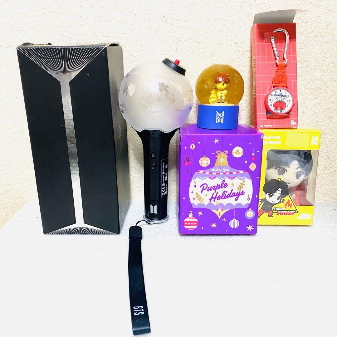 

[USED] BTS goods: light sticks, snowballs, stuffed animals, watches
