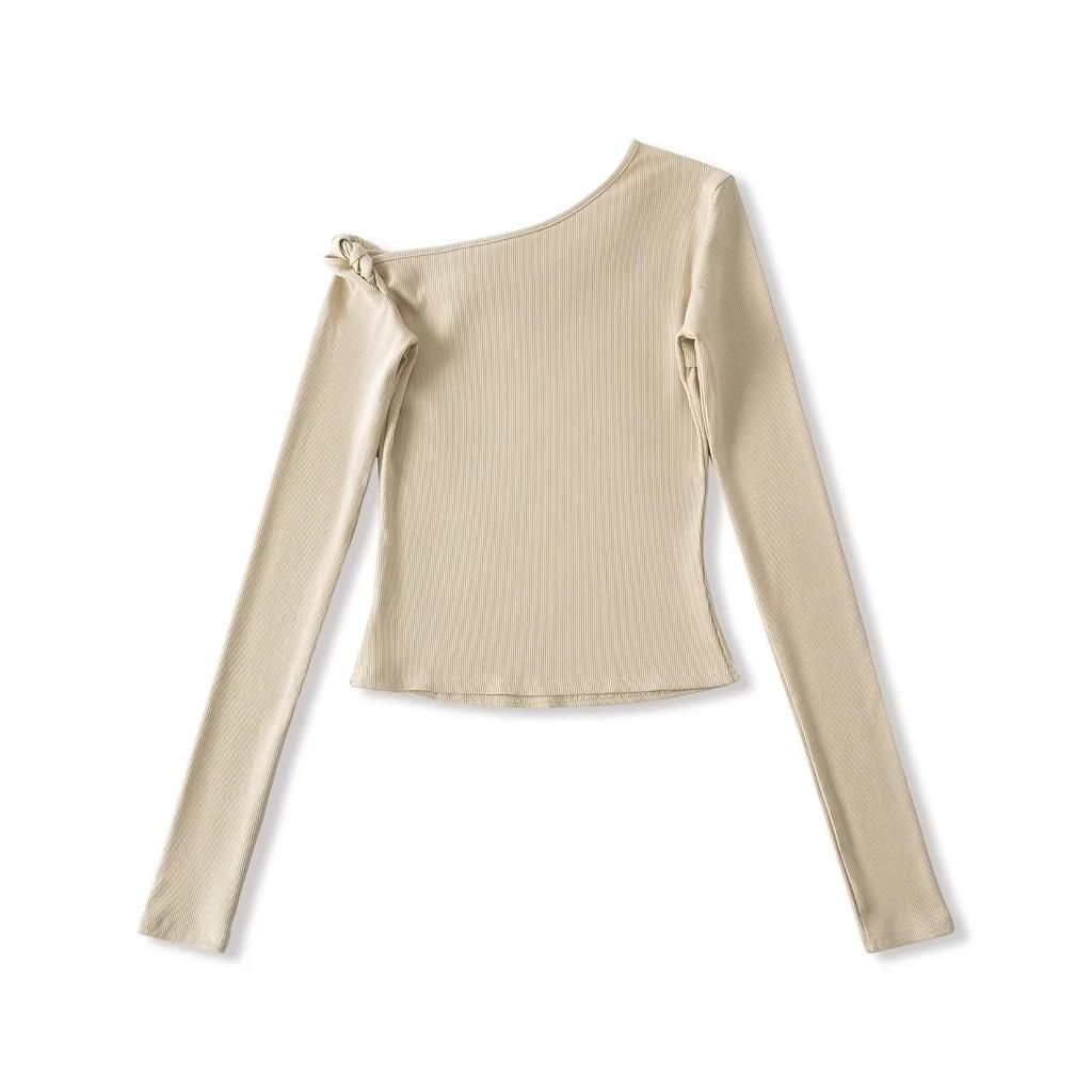 Spicy Girl Off-the-Shoulder Twisted Design Long-Sleeve Petite T-Shirt (2026)