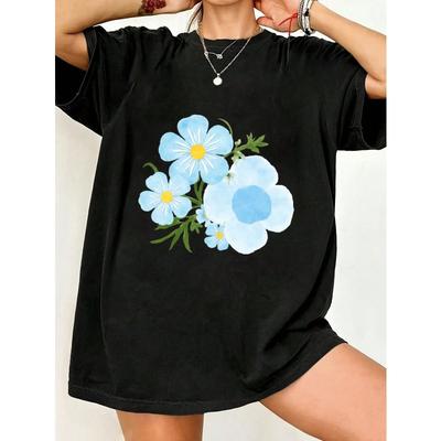 Schwarzes Oversized T-Shirt mit blauem Blumendruck für Freizeitkleidung
