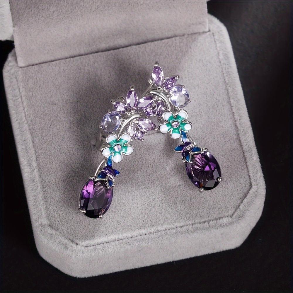 Exquisite and fashionable classic earrings, sparkling butterfly earrings, suitable for giving to wedding girlfriends