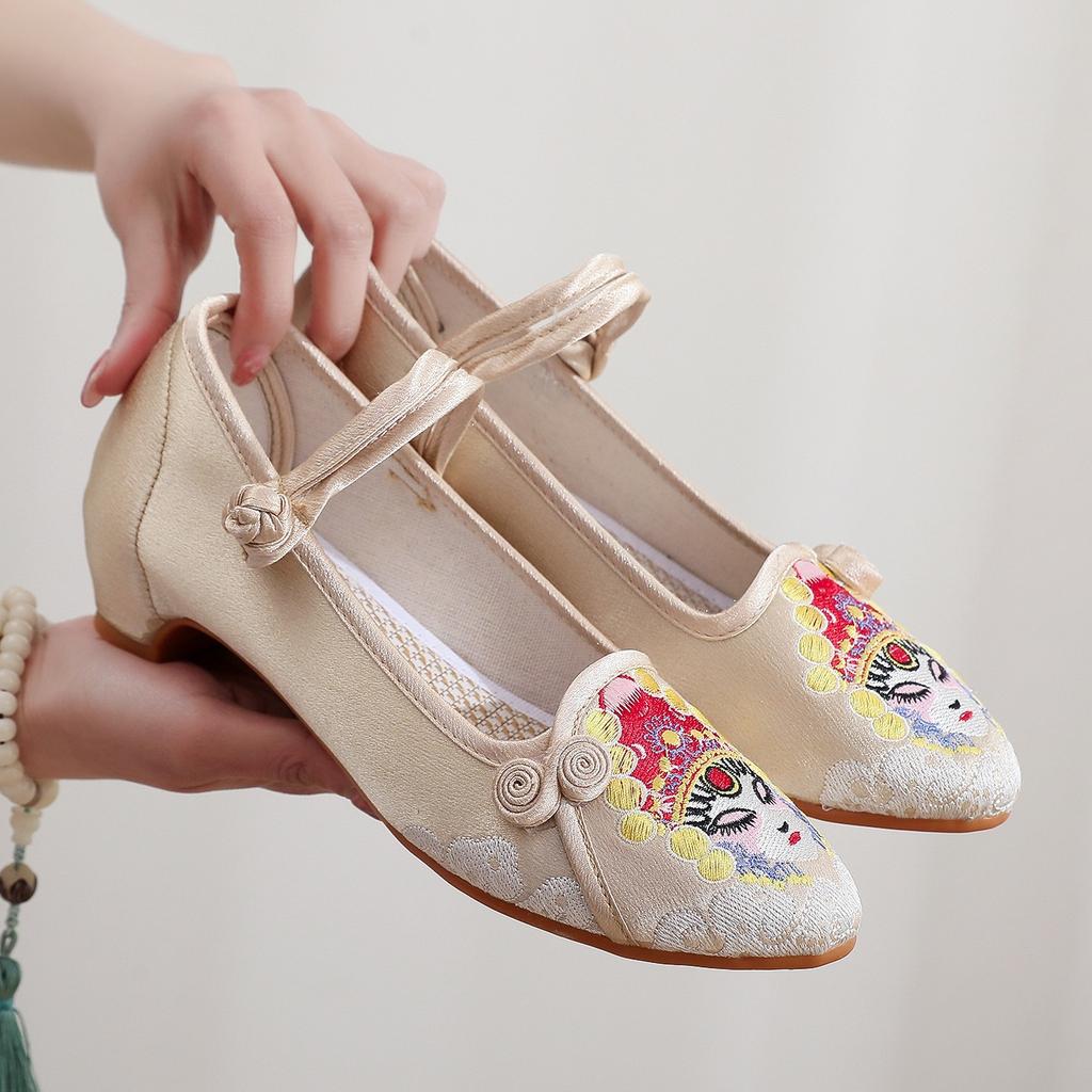 [Huadan Facebook] 2024 New Chinese Wind Cloth Shoes Peking Opera Facebook Temperament Single Shoes Pointed Ethnic Style Women's Shoes