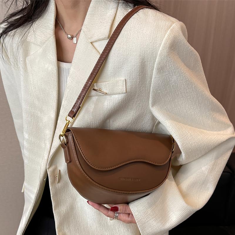 Women Vintage PU Leather Solid Color Flap Small Saddle Shoulder Underarm Bag Fashion Wide Strap Flap Design Crossbody Bag